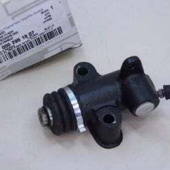 Original New Clutch Slave Cylinder A0002951907 for Mercedes S Class W109