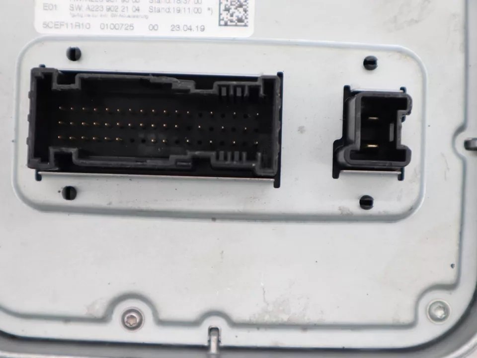 Original New LED Control Module A2239003909 for Mercedes