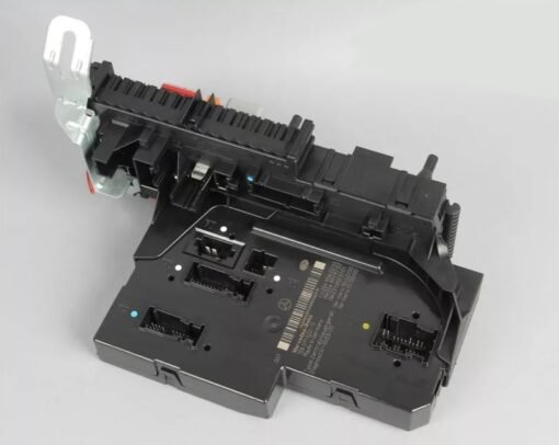 Rear Fuse Relay Box Module 2049060205 OEM 81k for 12-14 Mercede W204 C250 C300 C350