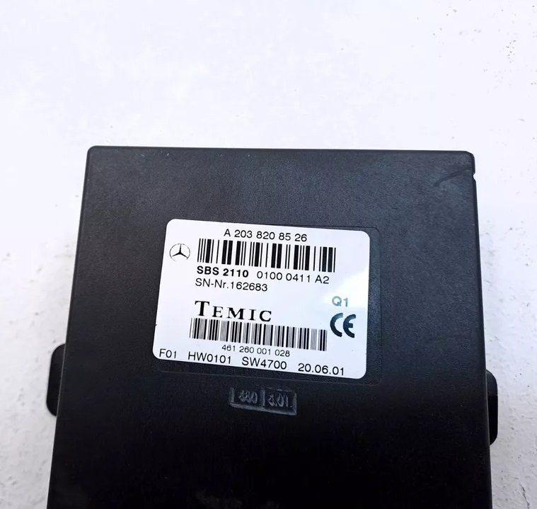 Used Voice Control Module A2038208526 OEM for Mercedes C W203